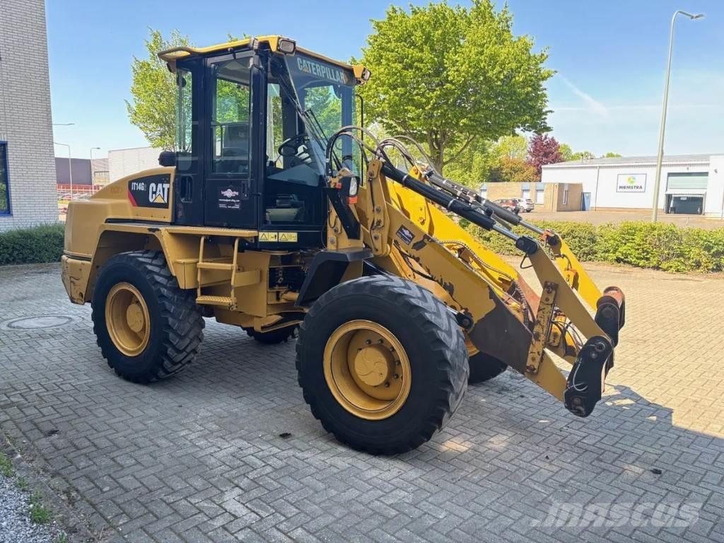 CAT IT 14G Incarcator pe pneuri