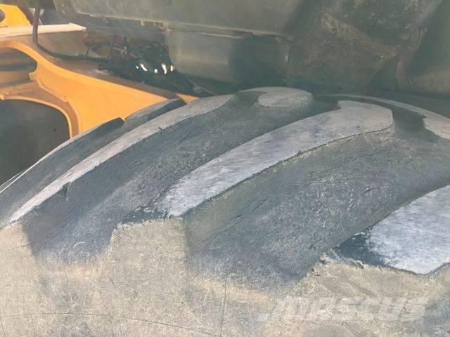 JCB 3CX AEC Buldoexcavatoare