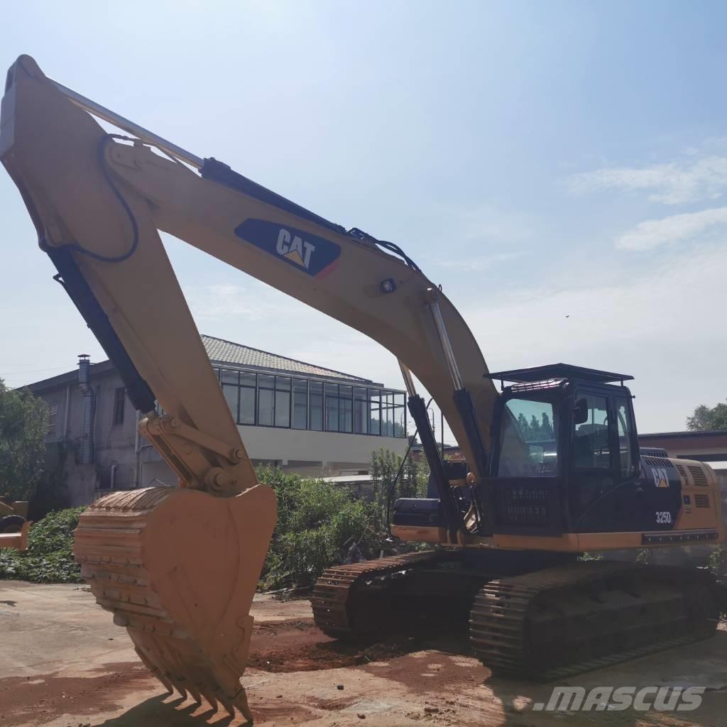 CAT 325DL Excavatoare pe șenile
