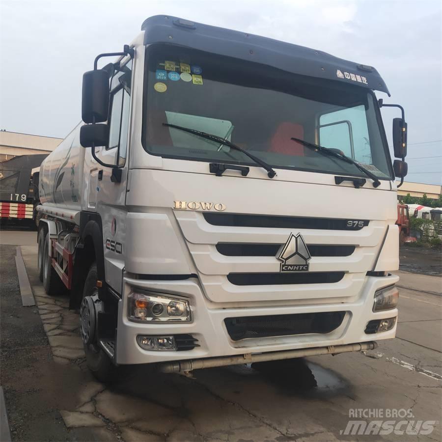 Howo 375 6x4 Cisterne