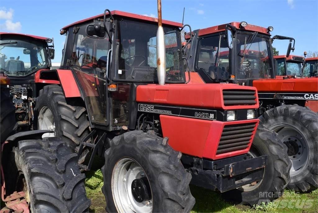 Case IH 844 XL Tractoare