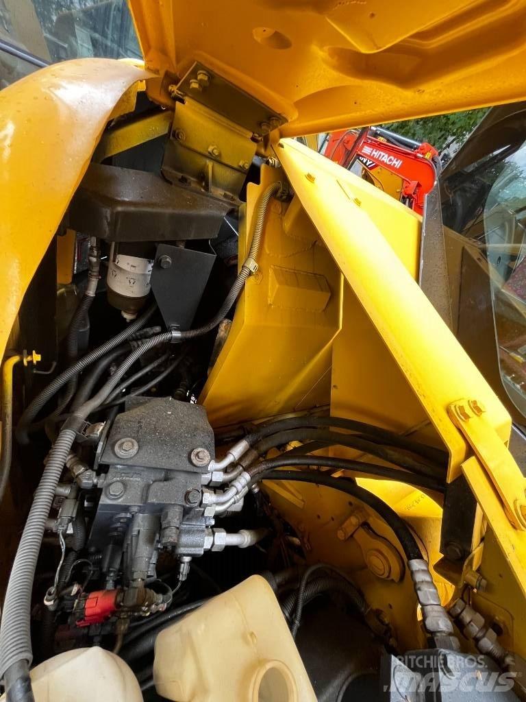 Komatsu PC78US-8 Excavatoare pe șenile
