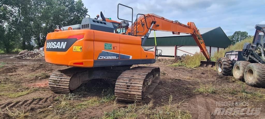 Doosan DX 225 LC-5 Excavatoare pe șenile
