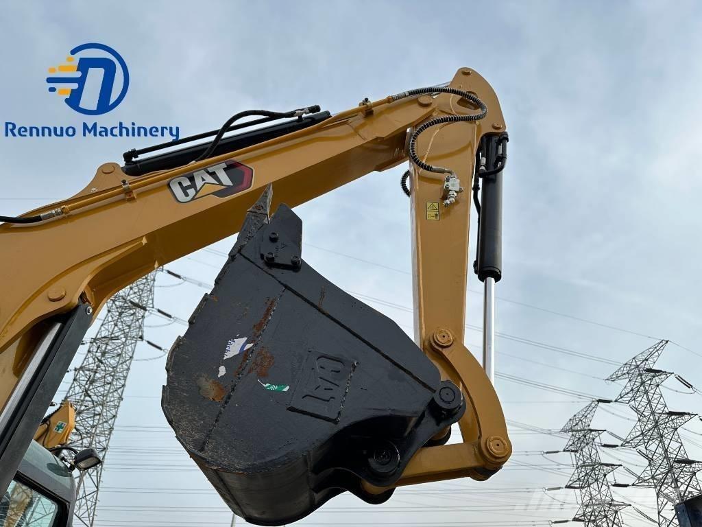 CAT 306E with rubber Mini excavatoare < 7t