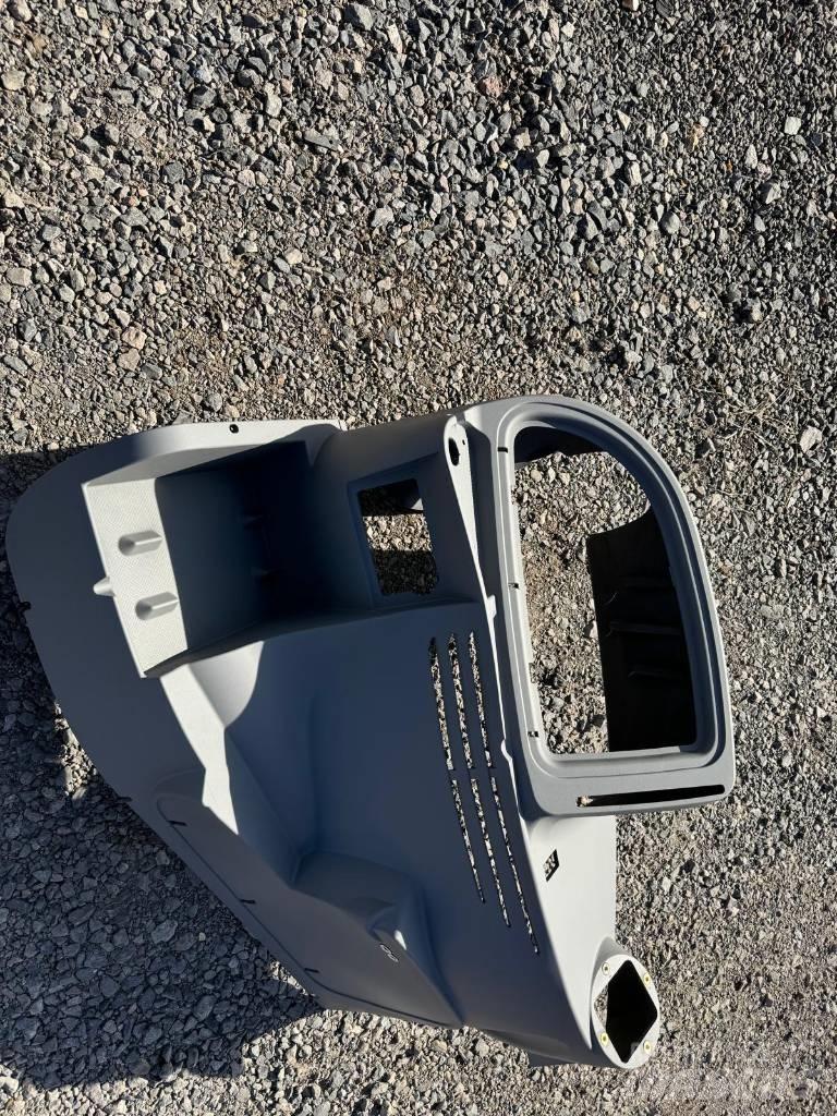 JCB 3 CX Side Panel Cabine si interior