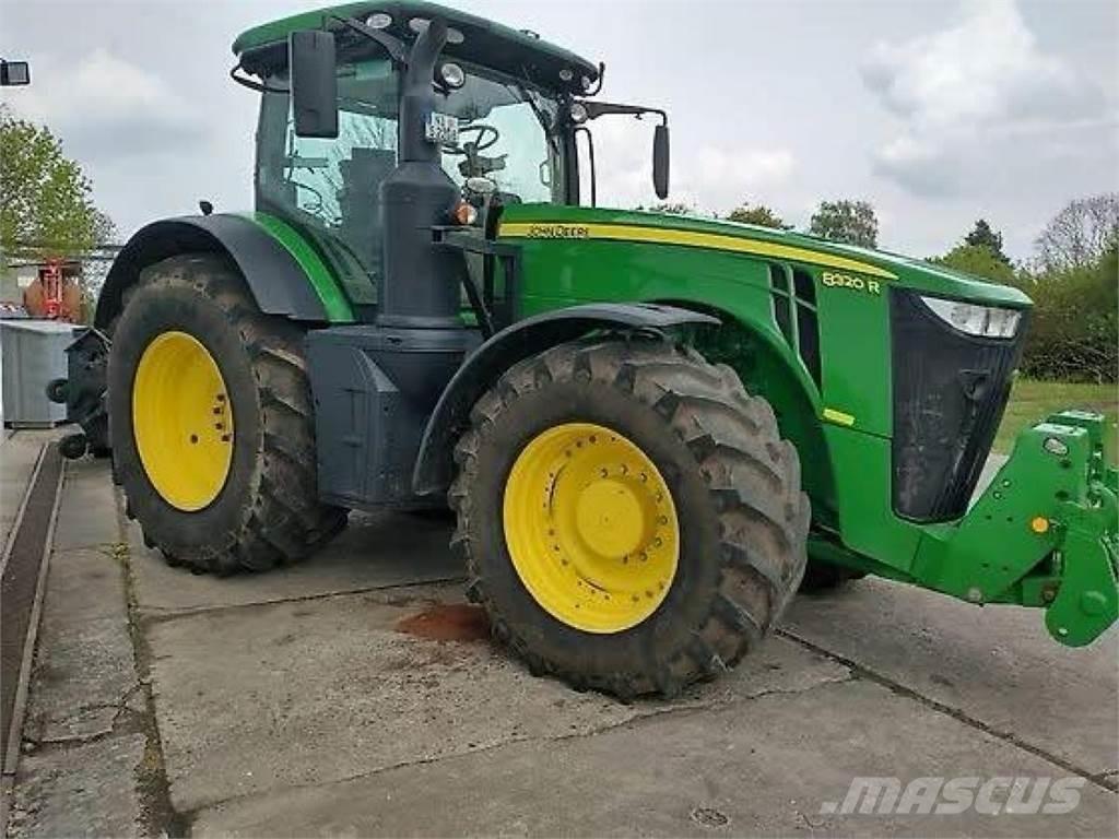 John Deere 8320R Tractoare