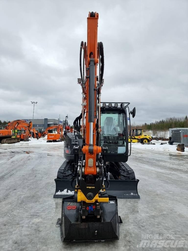 Hitachi ZX 85 US-6 Excavatoare 7t - 12t