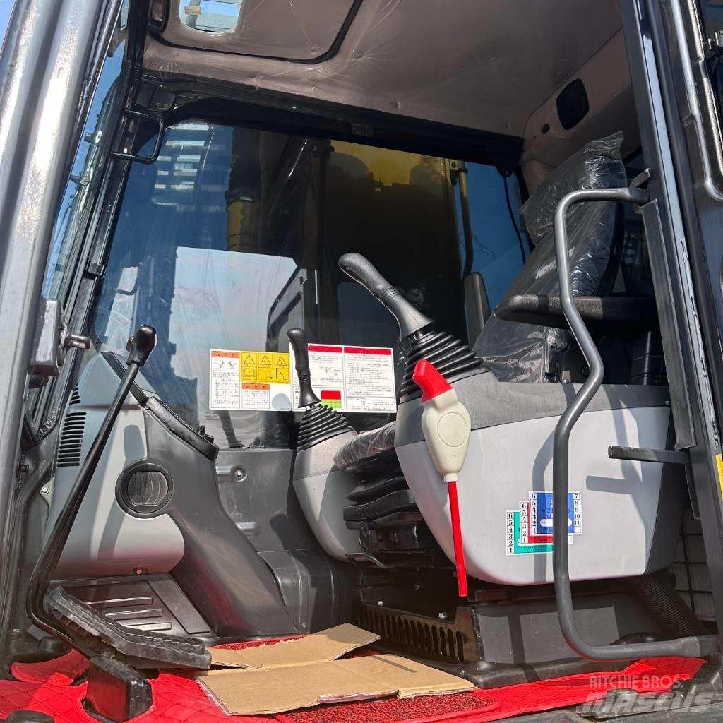 Komatsu PC 200-8 Excavatoare pe șenile
