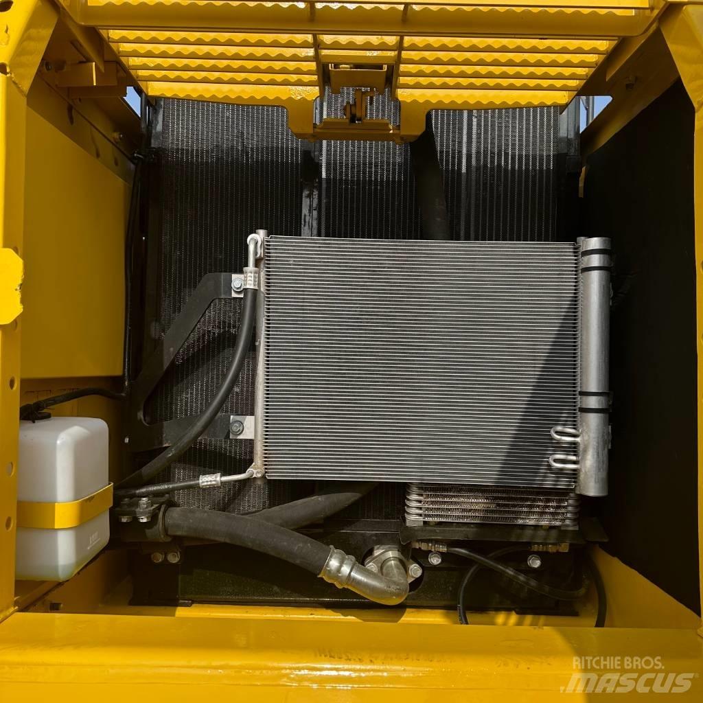 Komatsu PC 200-8 Excavatoare pe șenile
