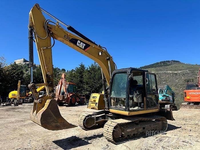 CAT 311C Excavatoare speciale