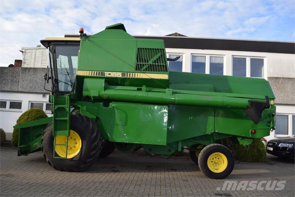 John Deere 1065 Combine de secerat