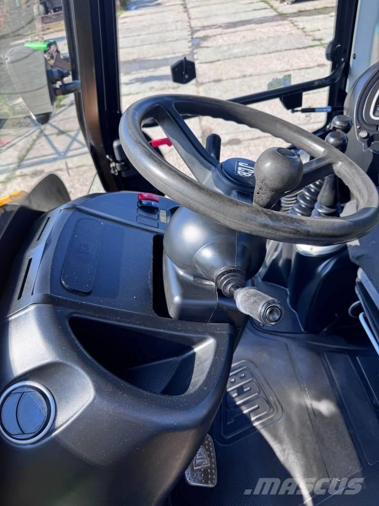 JCB 3CX ECO Buldoexcavatoare