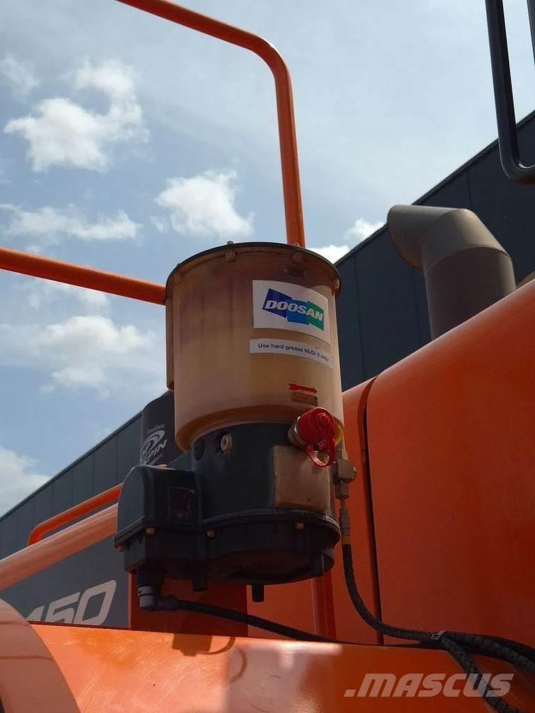 Doosan dl450-5 Incarcator pe pneuri