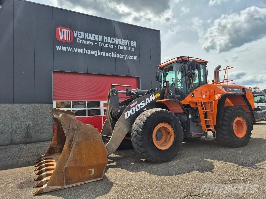Doosan dl450-5 Incarcator pe pneuri