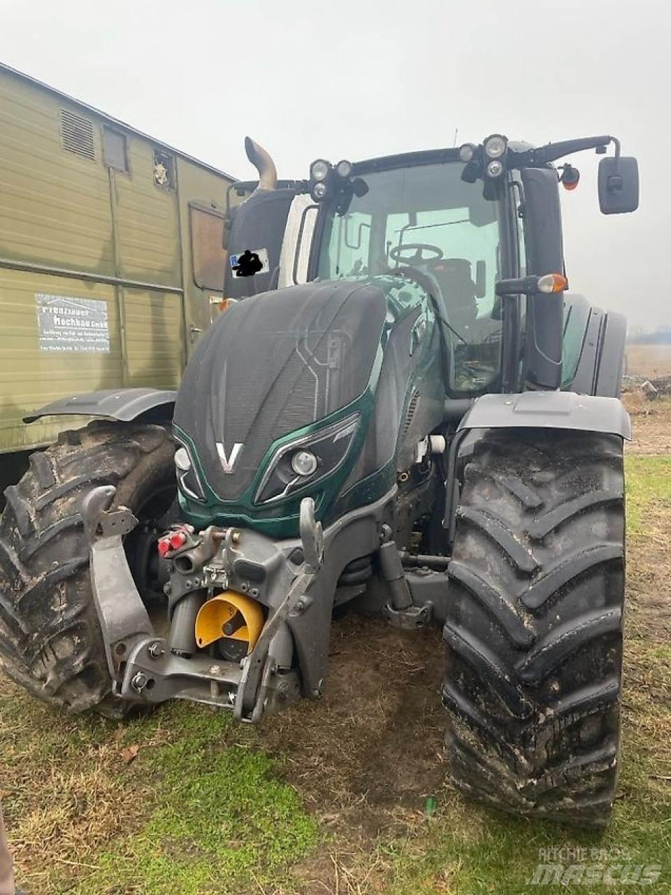Valtra T 174 E Tractoare