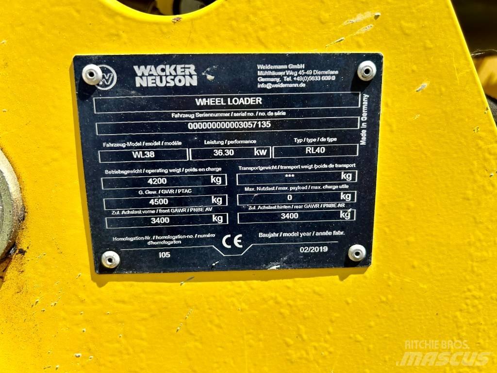 Wacker WL 38 Incarcator pe pneuri