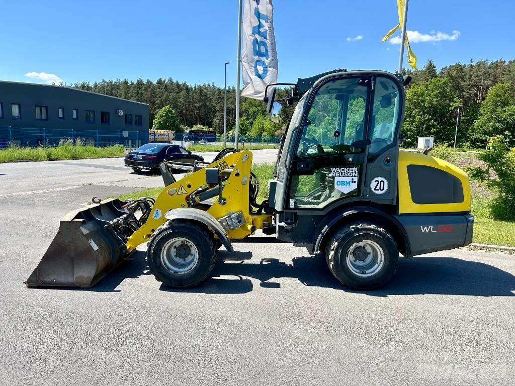 Wacker WL 38 Incarcator pe pneuri