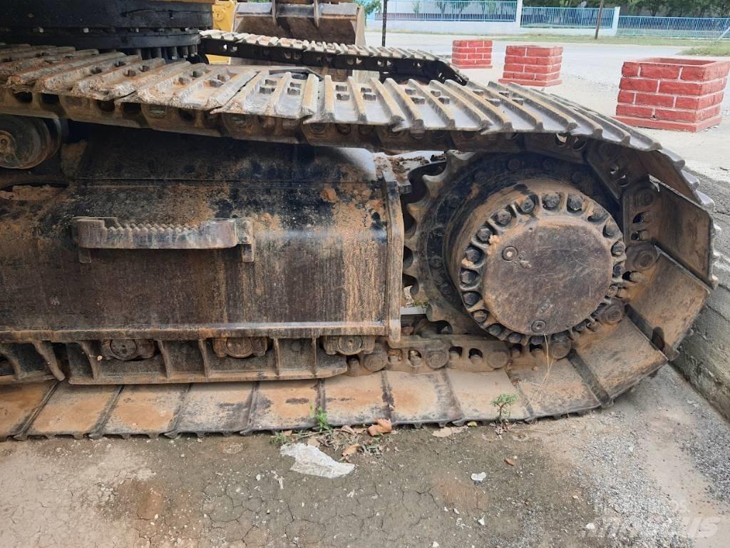 CAT 330 L Excavatoare pe șenile

