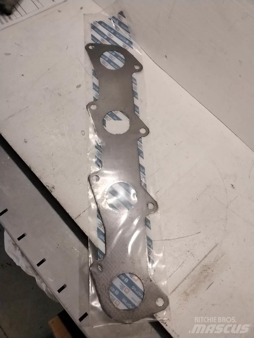 Ford 83999221 NH Motoare