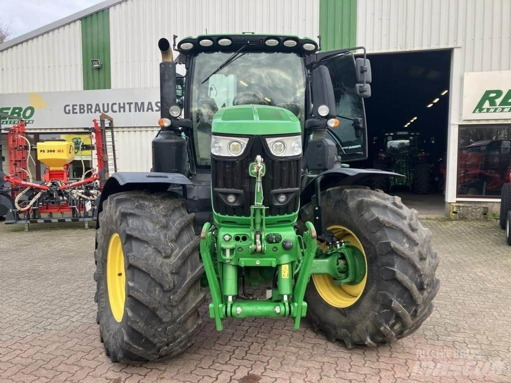 John Deere 6250R Tractoare