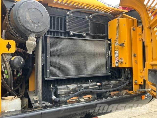 JCB JS 175 W Excavatoare cu roti