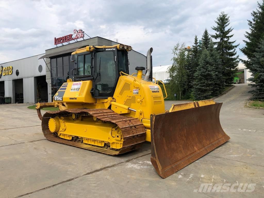 Komatsu D 61 PXi-24 Buldozere pe senile