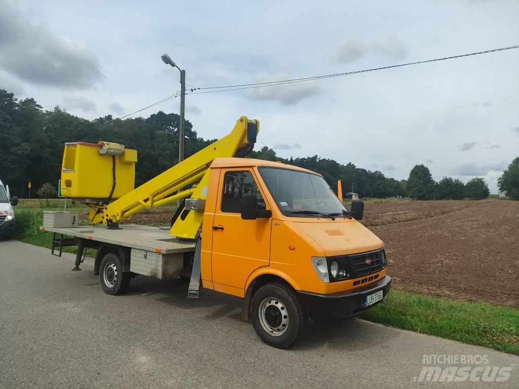  FS Lublin 3 Platforme aeriene montate pe camion