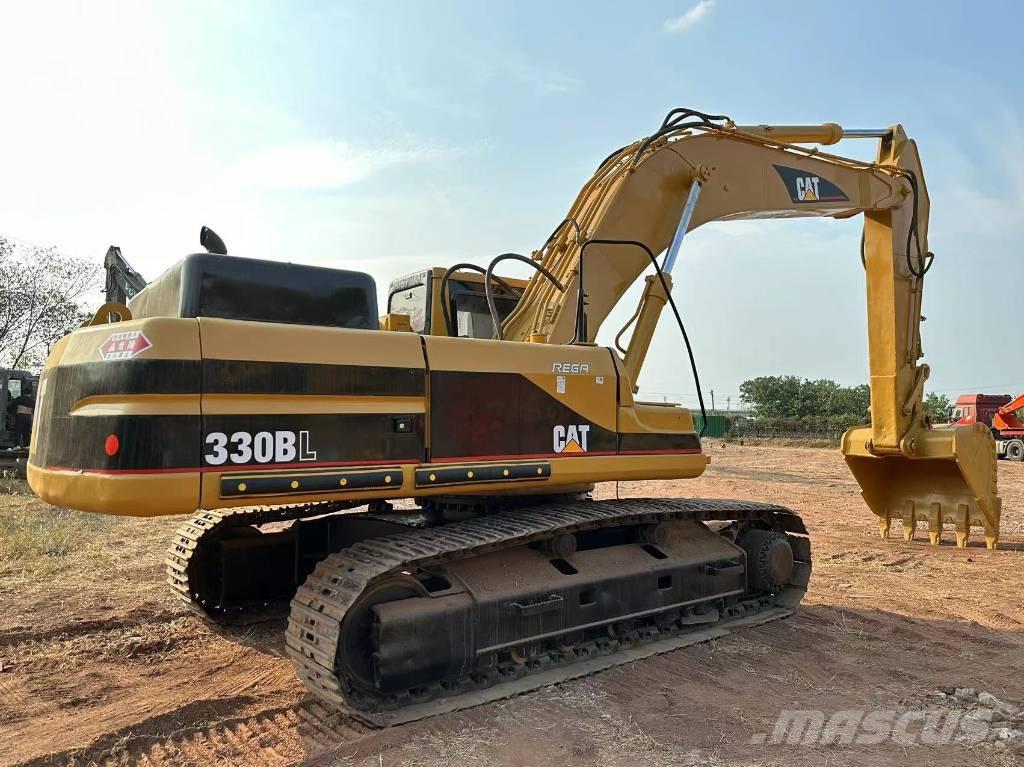 CAT 330 B Excavatoare pe șenile

