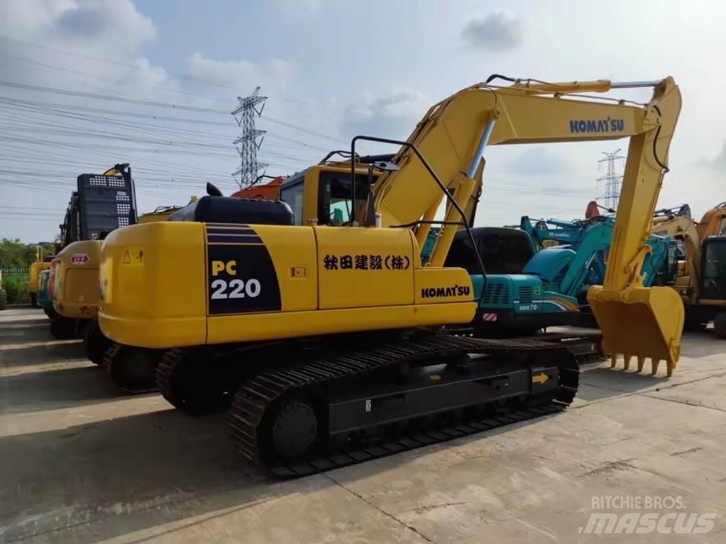 Komatsu PC 220 Excavatoare pe șenile

