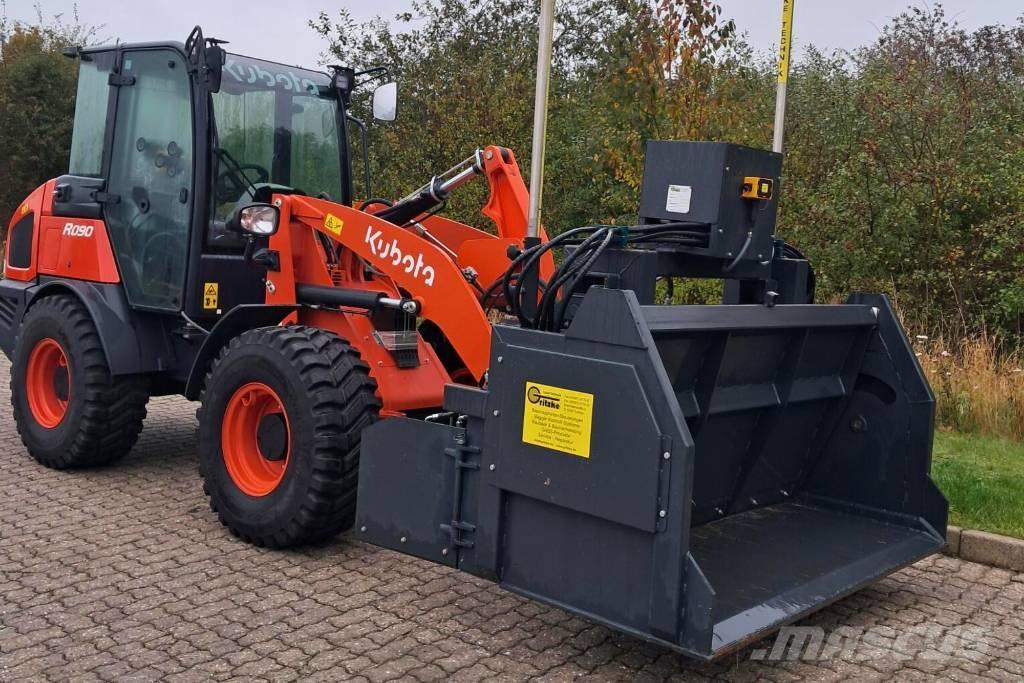 Kubota R 090 Incarcator pe pneuri