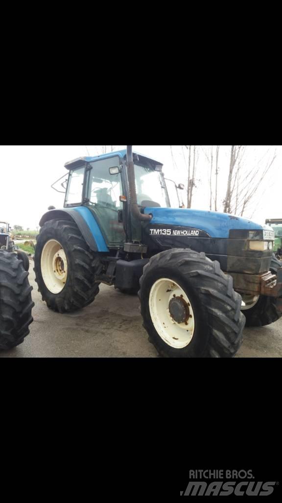 New Holland TM 135 Tractoare