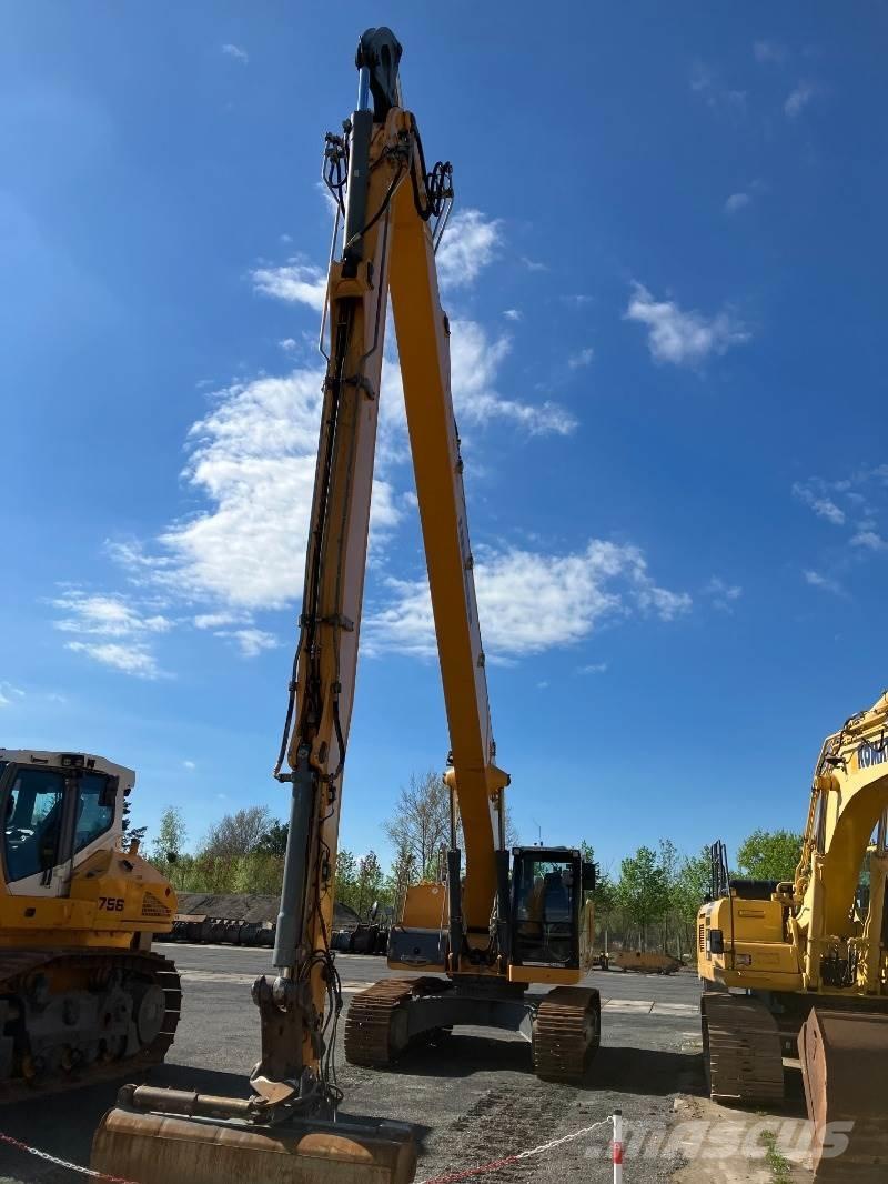 Liebherr R936 Excavatoare pe șenile
