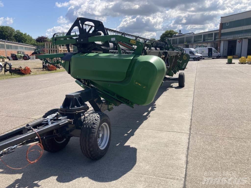John Deere 630X Capete pentru culegatoare