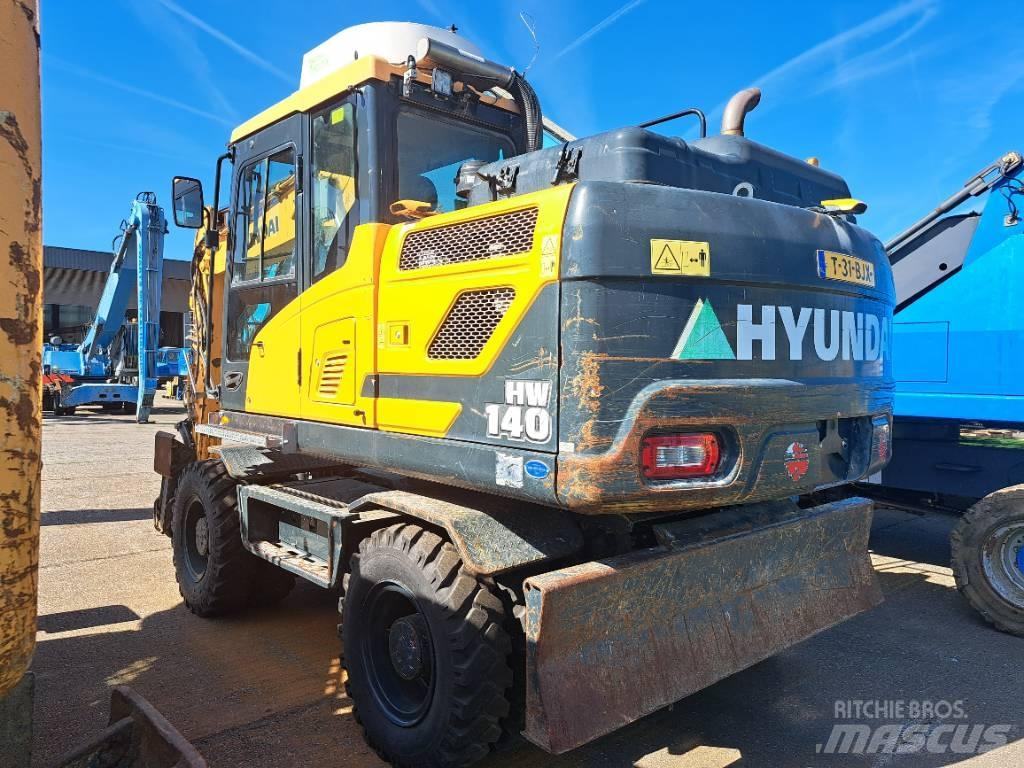 Hyundai HW140 Excavatoare cu roti