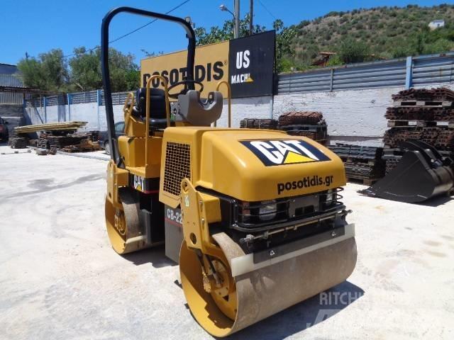 CAT CB224D Cilindri compactori dubli