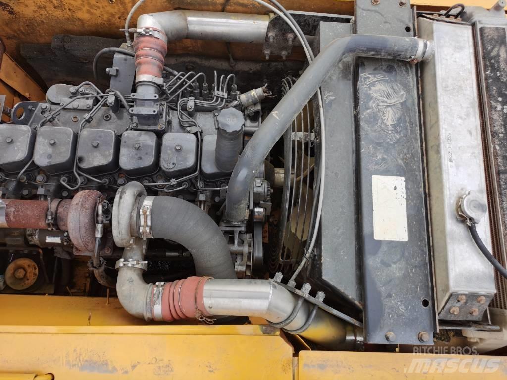 Hyundai R225LC-7 Excavatoare pe șenile
