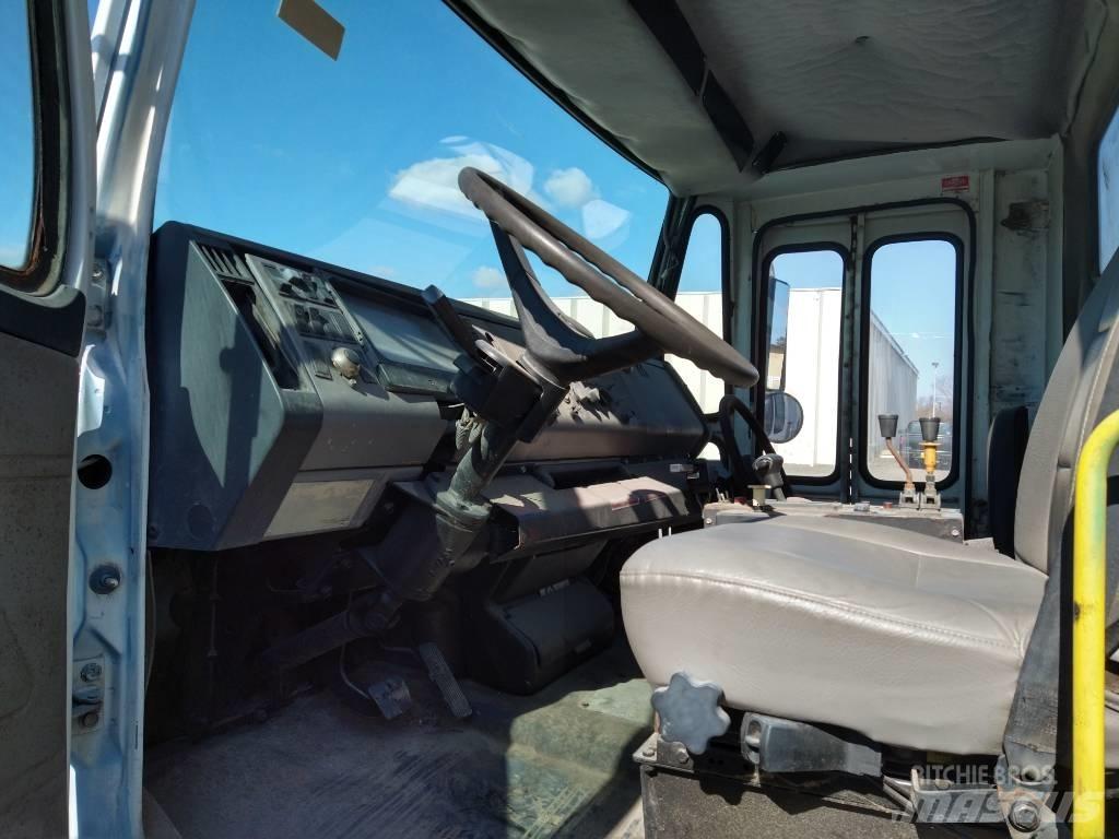 Freightliner FL80 Camion de deseuri