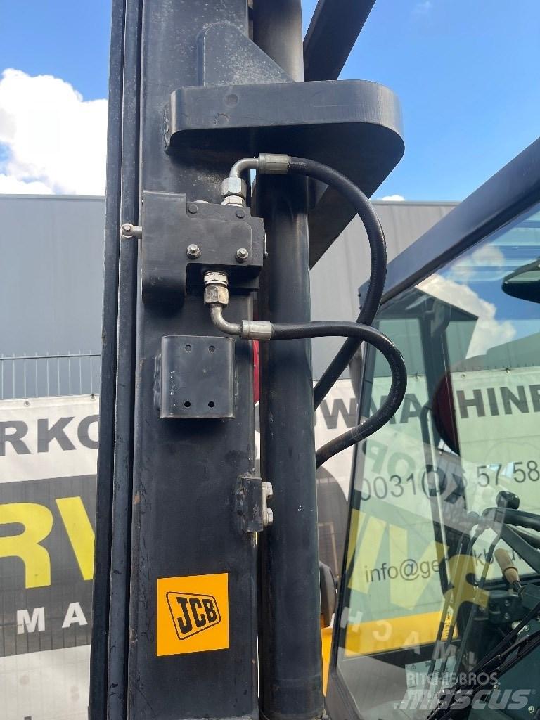 JCB 930 Masini de teren dificil