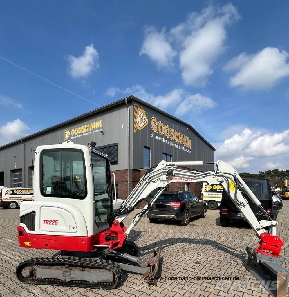 Takeuchi TB 225 Mini excavatoare < 7t
