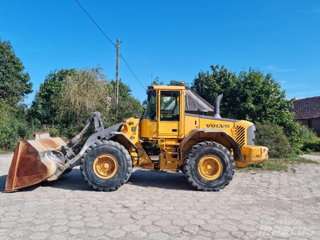 Volvo L 120 E Incarcator pe pneuri