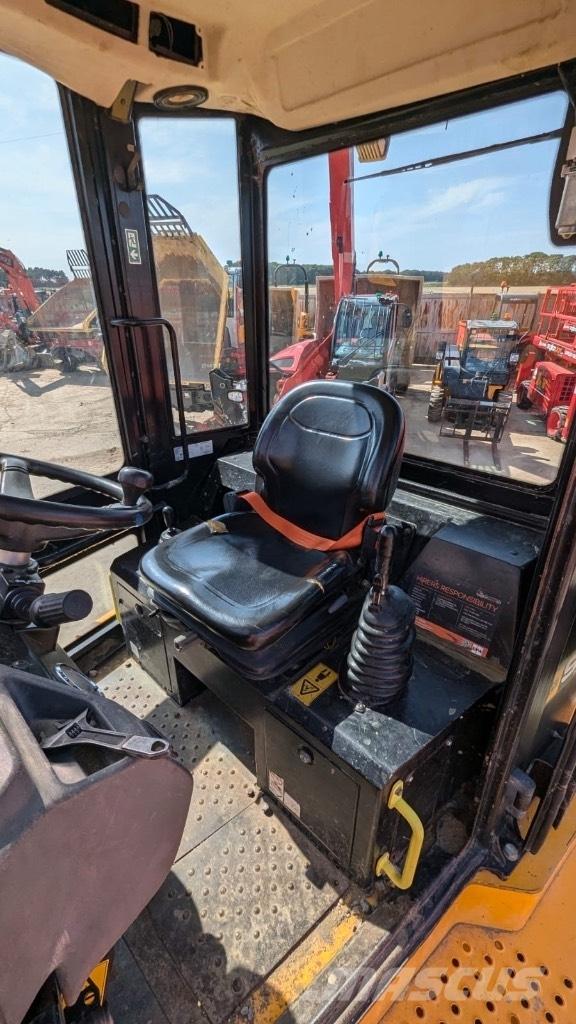 JCB 9TFT Minitractor de teren