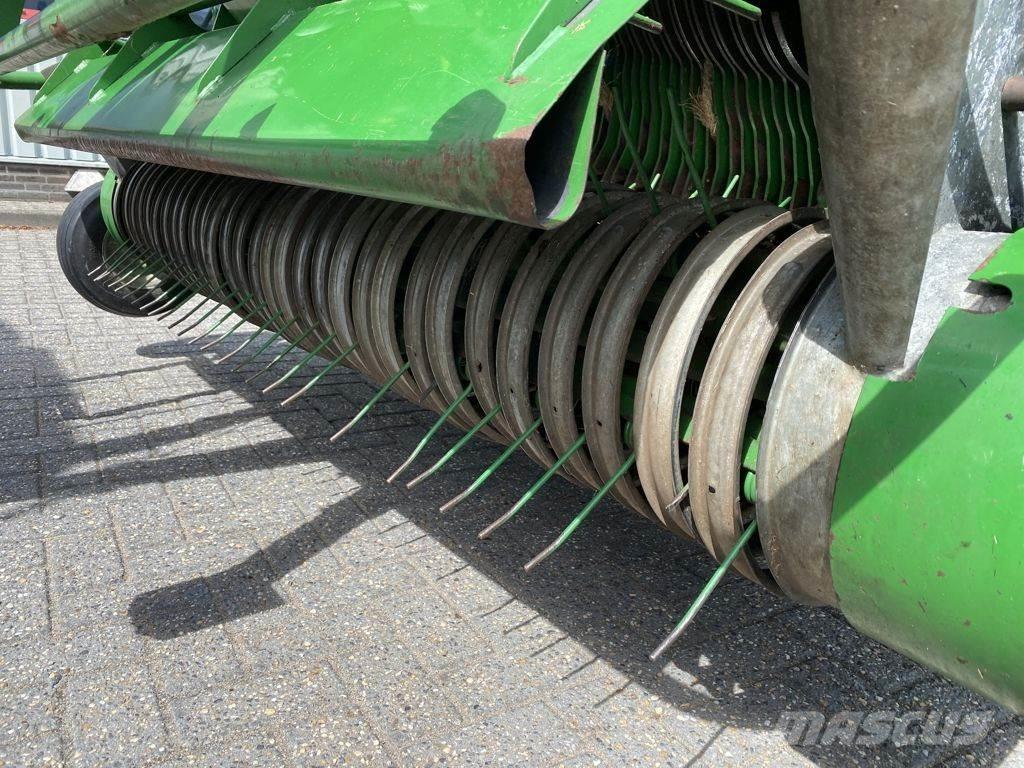 McHale FUSION Culegatoare de nutret