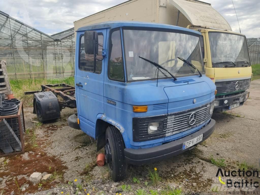 Mercedes-Benz 608 Camion cabina sasiu