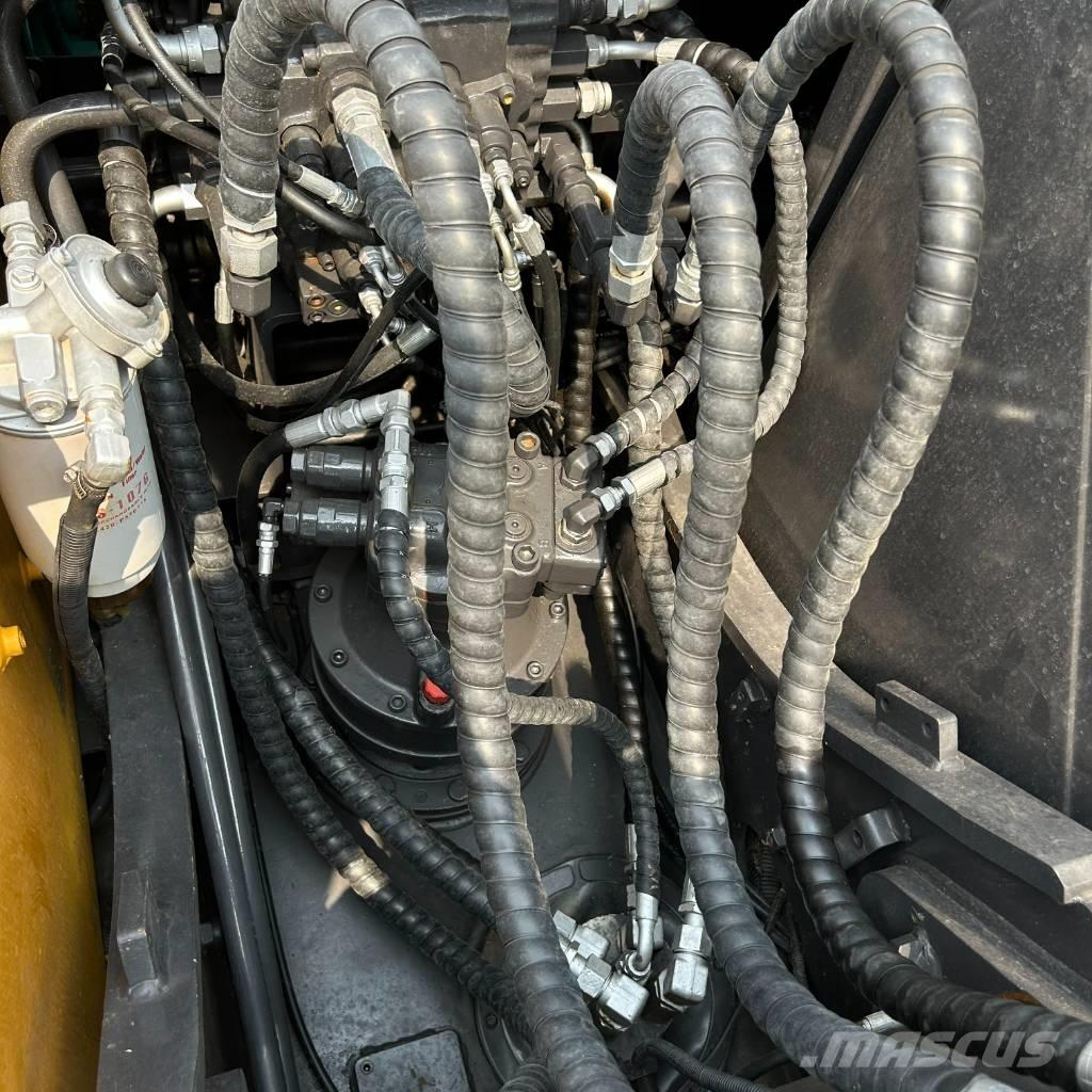 Volvo 140 Excavatoare pe șenile
