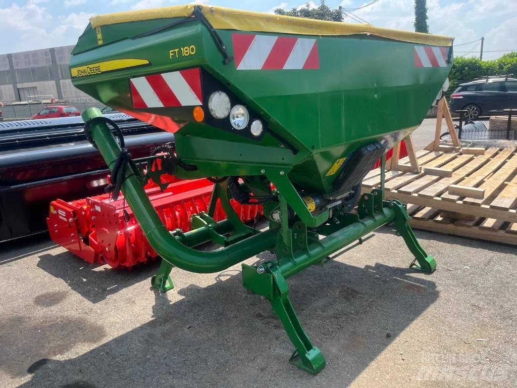 John Deere FT 180 Împrastierea mineralelor