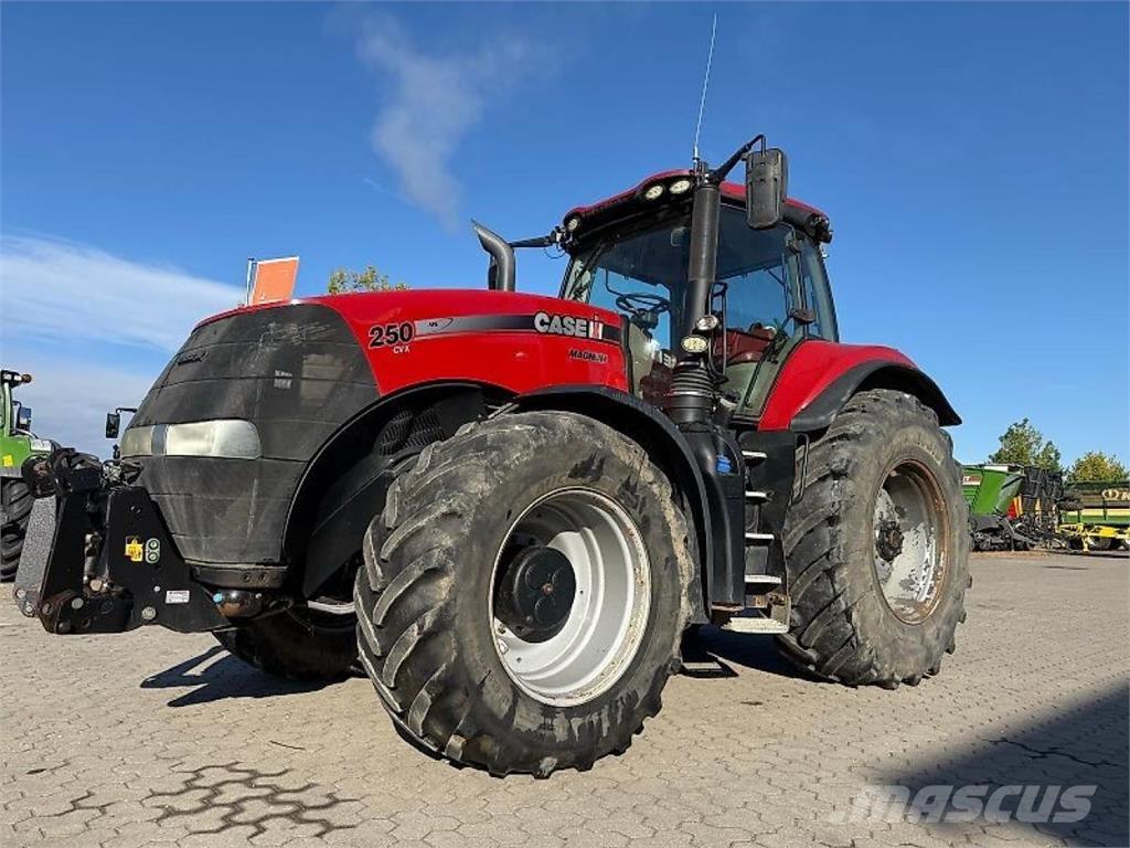 Case IH IH CVX 310 Tractoare