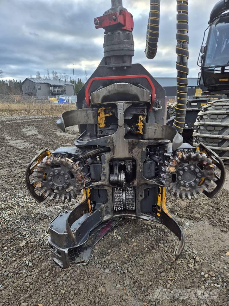 Ponsse SCORPION 8W Combine forestiere