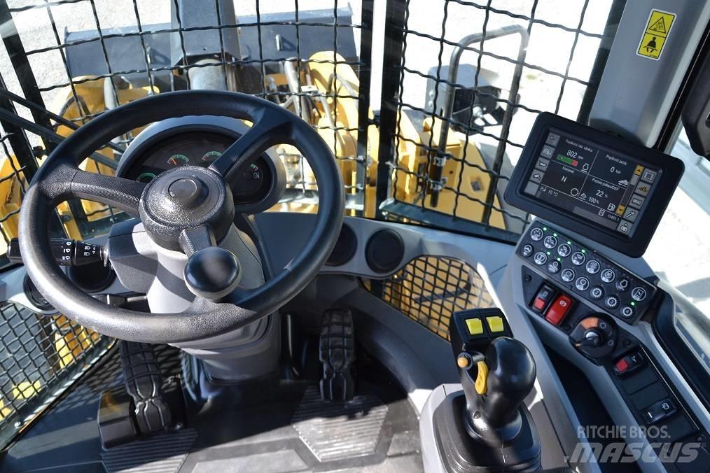 CAT 938 M Incarcator pe pneuri