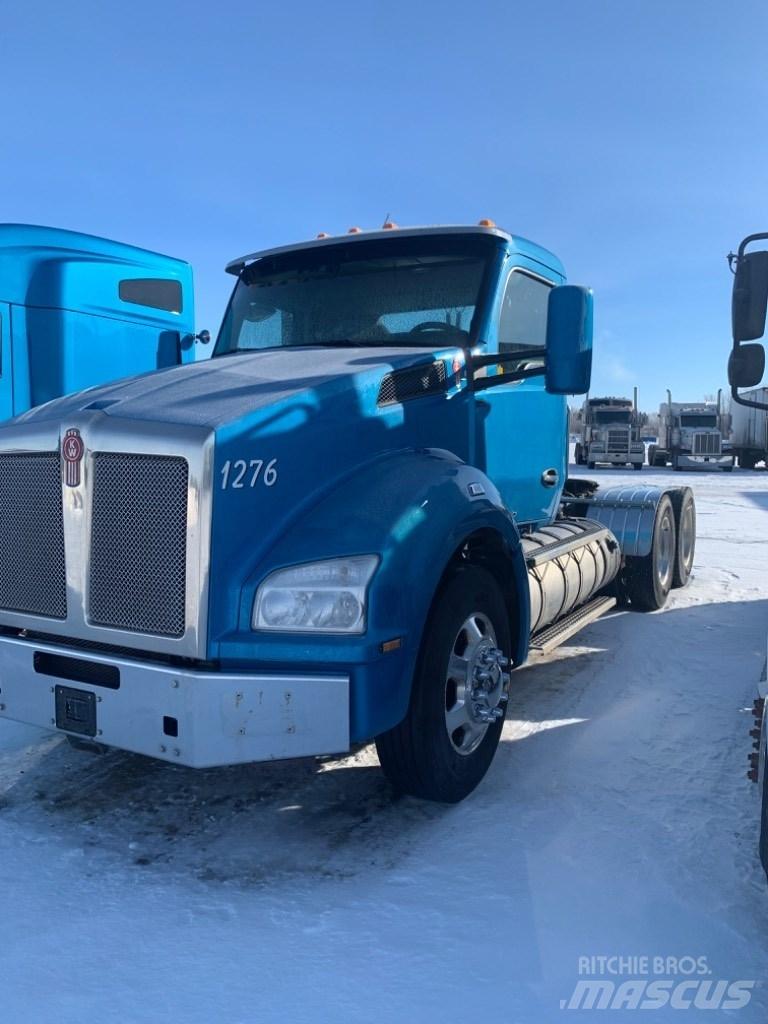 Kenworth T-880 Autotractoare