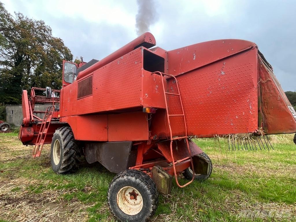  Lavarda M132 Combine de secerat